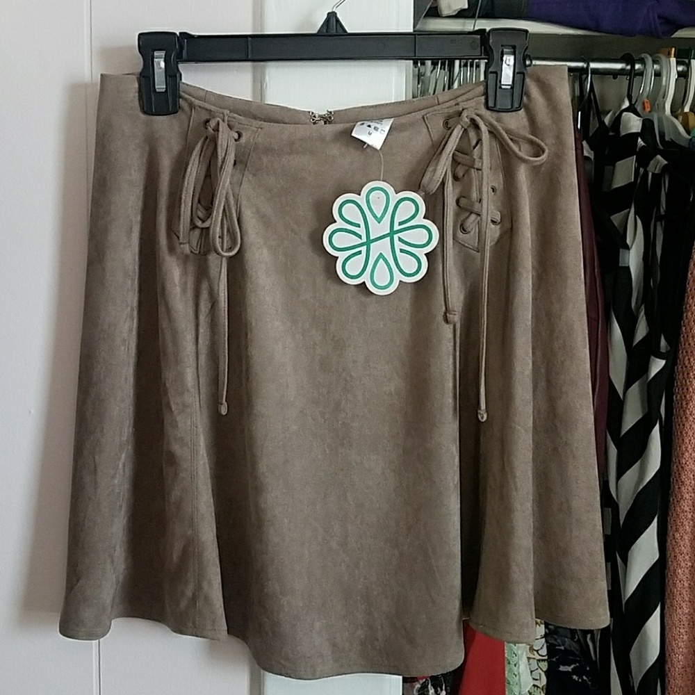 Suede high waisted skirt